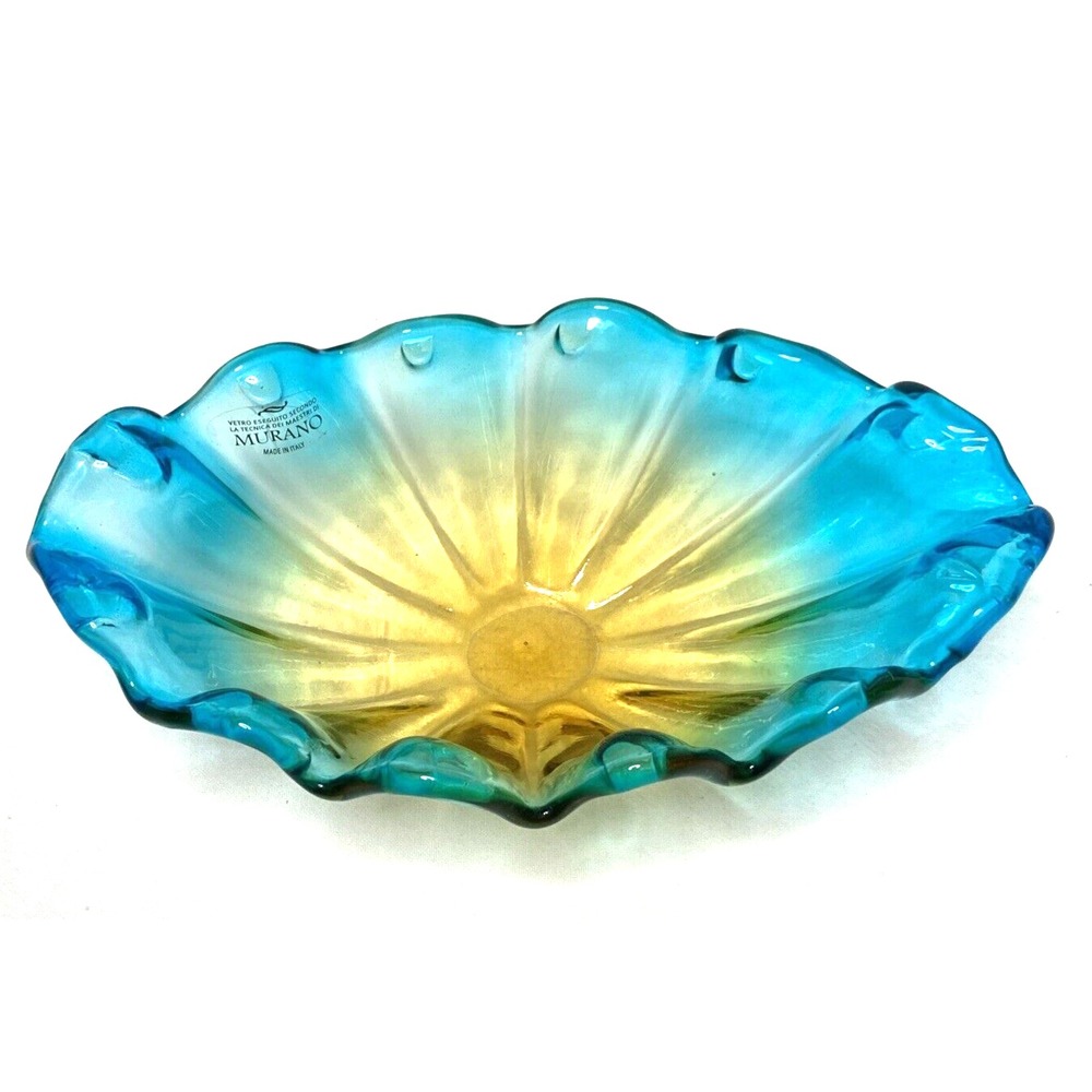 Murano Vetro Eseguito Secondo Glass Bowl Shell Shaped Blue Yellow Venetian Italy